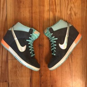 nike dunk sky hi’s in box